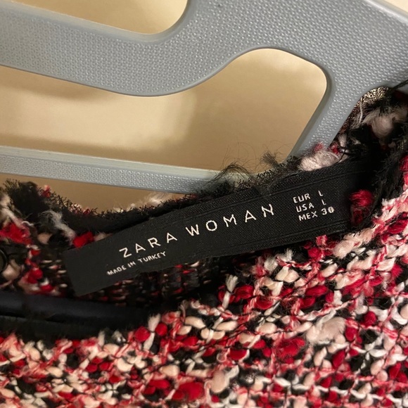 Zara Tweed Sleeveless Shirt! Size L!! - Picture 3 of 3